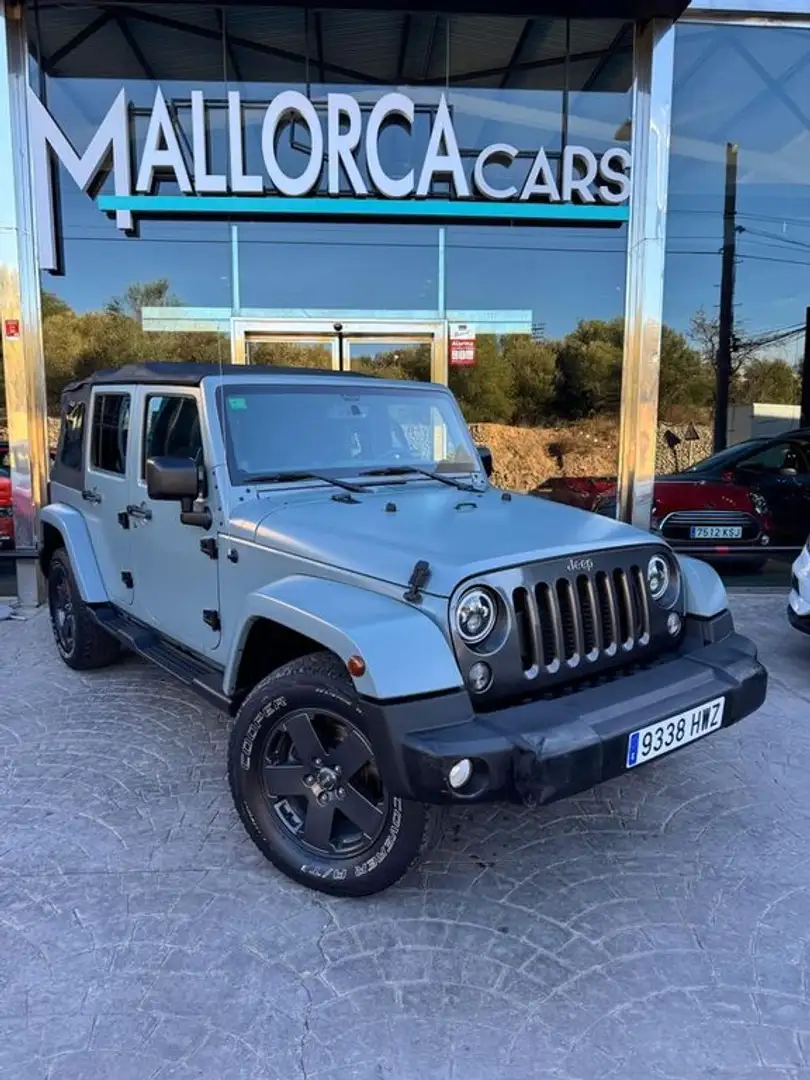Jeep Wrangler Sahara Gris - 2