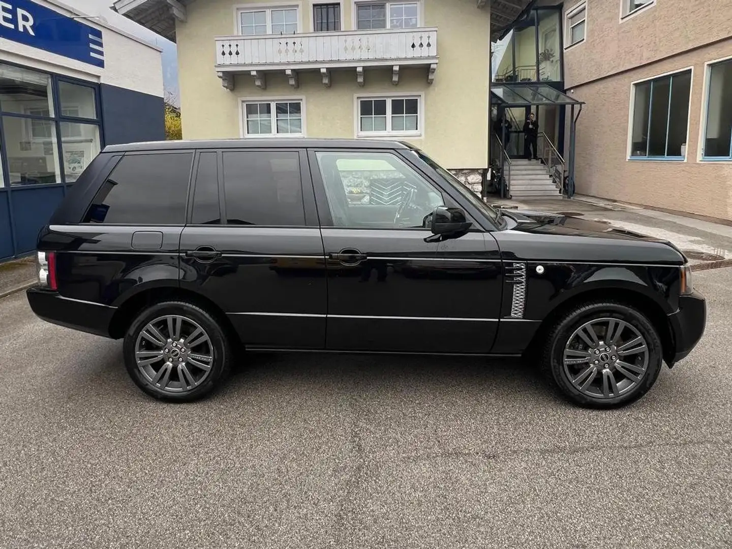 Land Rover Range Rover Range Rover 4,4 TDV8 Vogue DPF Vogue Schwarz - 2