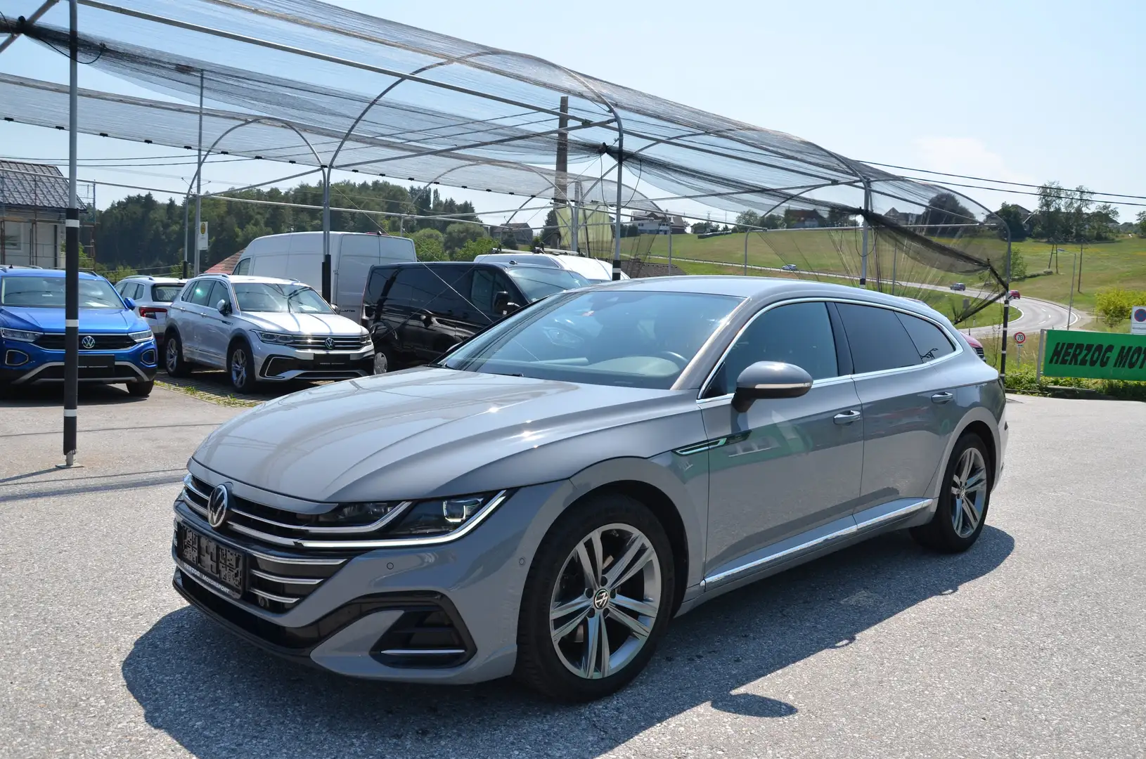Volkswagen Arteon Arteon SB R-Line 2,0TDI DSG MATRIX AHV T-LEDER 1.B Grau - 2