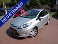 Ford Fiesta 1.25 Limited rijdt en schakelt zeer goed...... Grijs - thumbnail 1