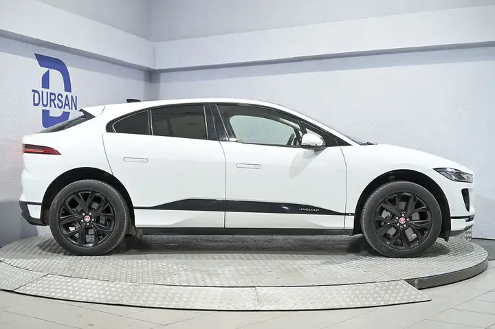 Jaguar I-Pace 2020, foto 21