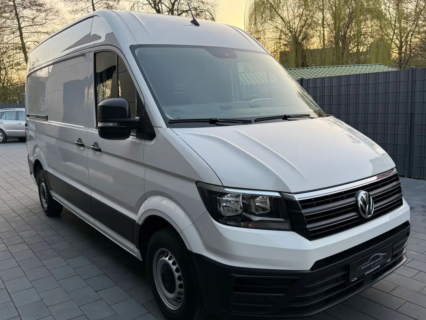 Volkswagen Crafter Kasten 35 Hoch Lang FWD DSG Navi Klima Fehér - 2