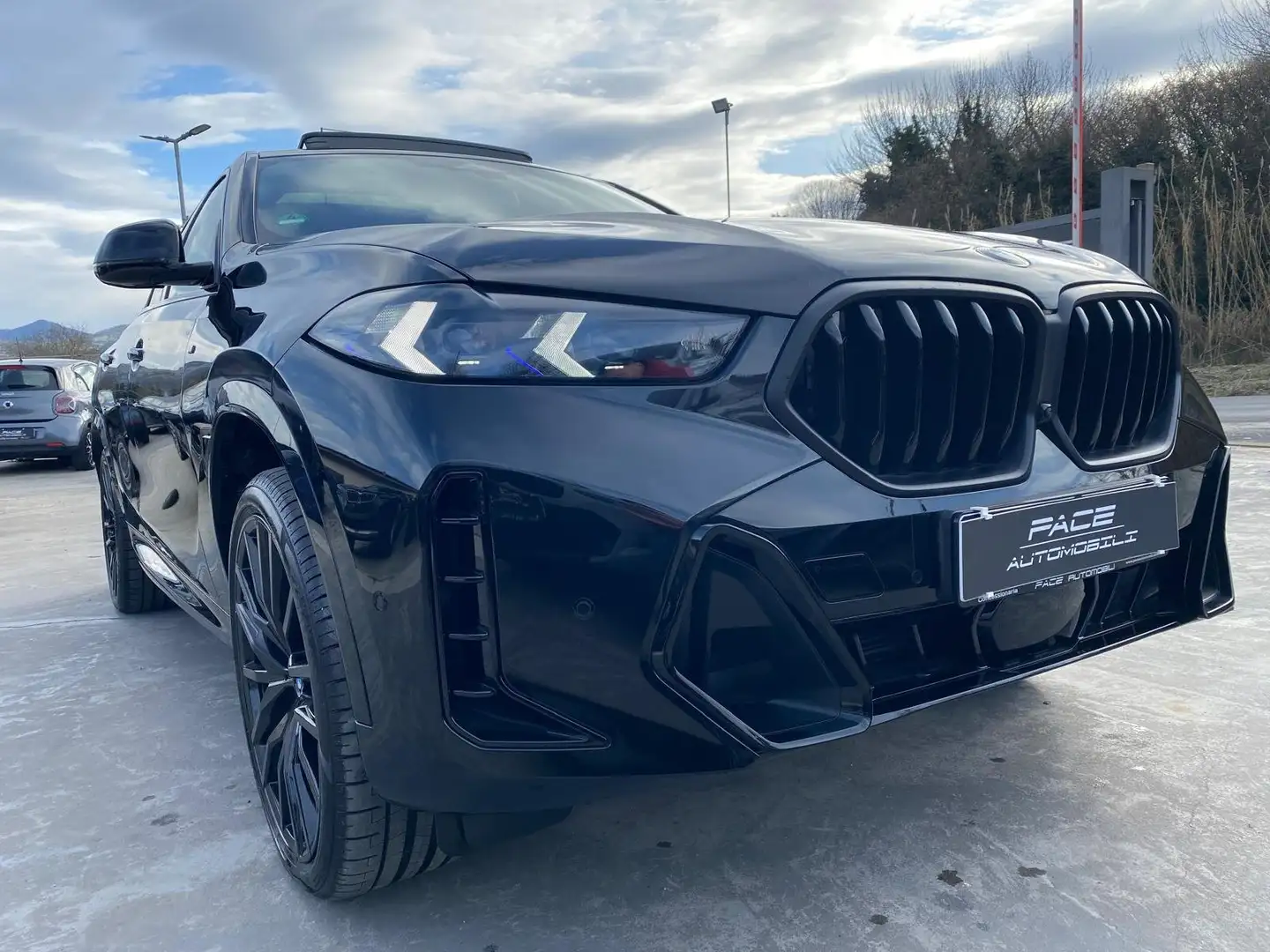 BMW X6 D BLACK PACK M-SPORT MSPORT PRO TETTO PELLE 22"HUD Nero - 2