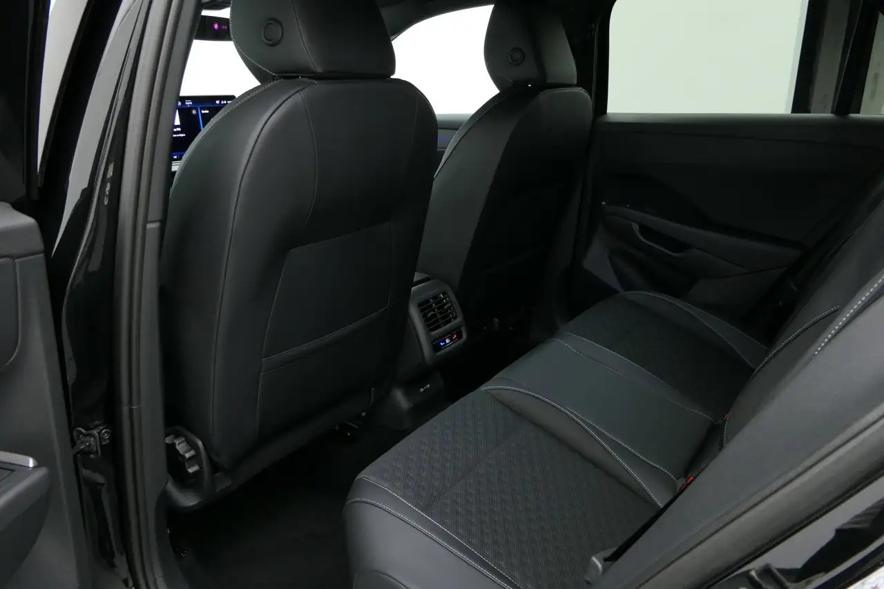 Volkswagen T-Roc 1.5 eTSI DSG +R-LINE+AHK+LED-SW+EL.HK+18"+, миниатюра 21