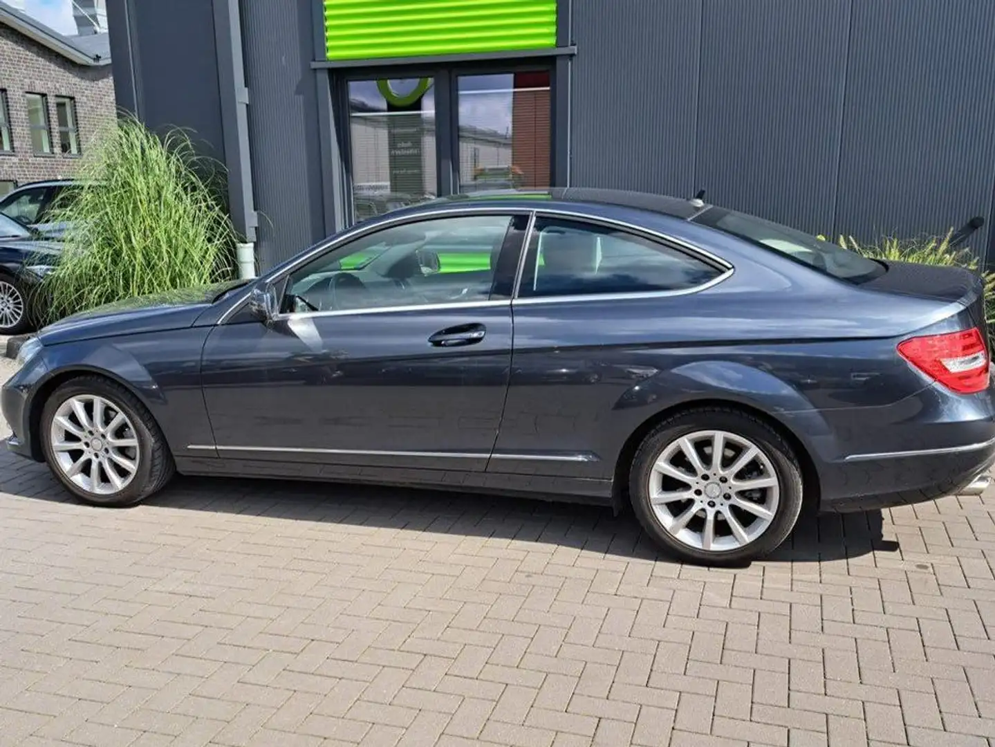 Mercedes-Benz C 200 C 200 CGI BlueEfficiency (204.348) Grau - 2