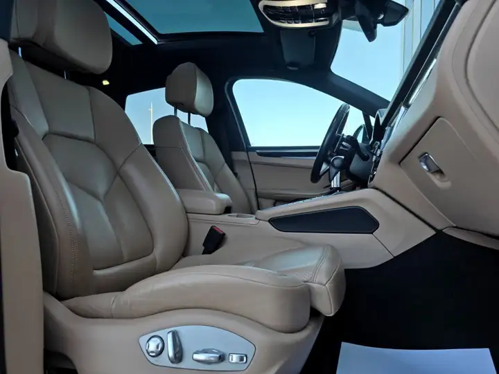 Porsche Macan 2019, foto 25