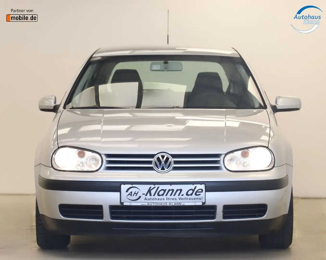 Volkswagen Golf 4 1.4 75PS Champ Klima 5-Trg TÜV 04.2027 Silber - 2