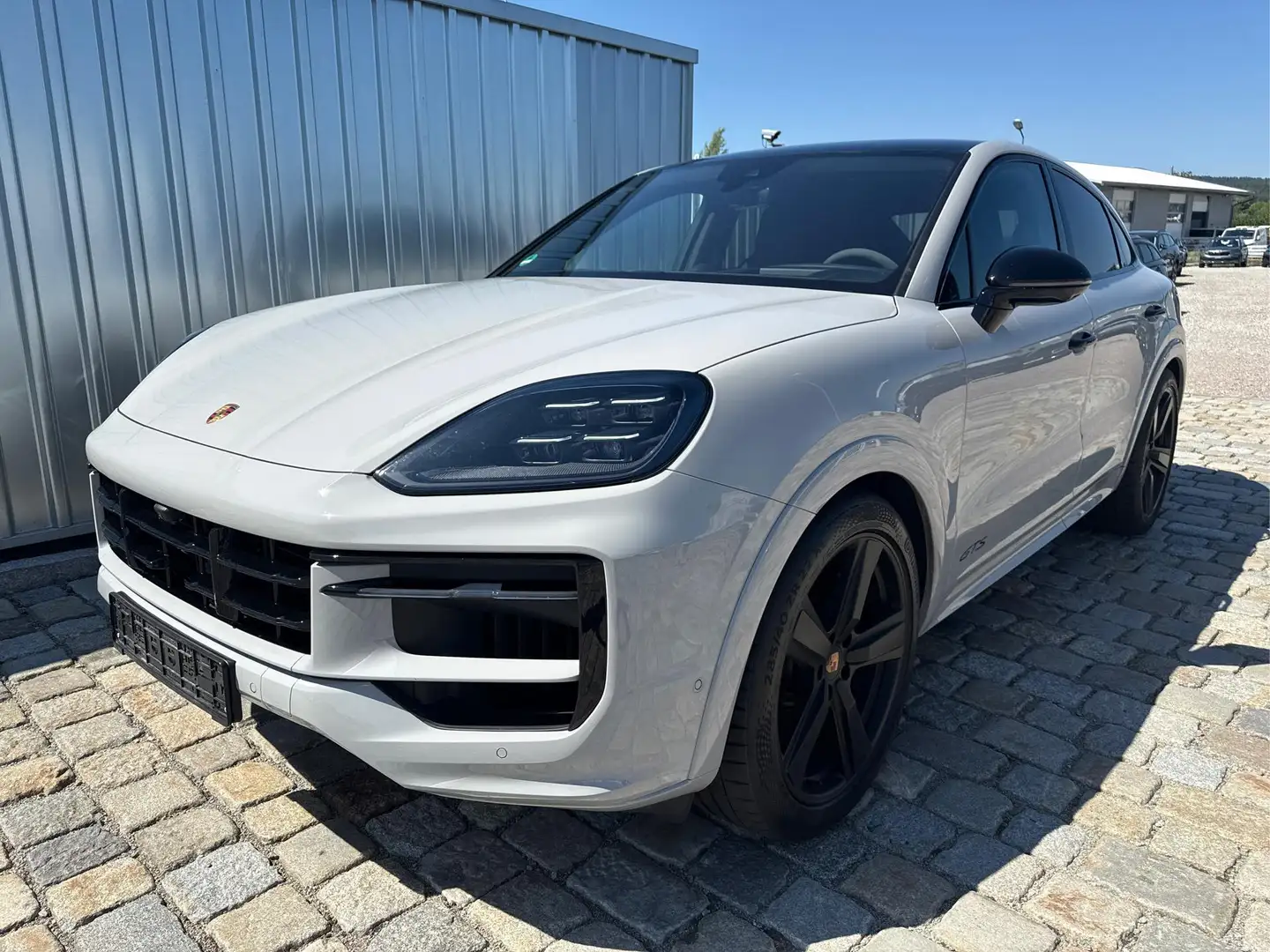 Porsche Cayenne Coupe GTS V8 (500 PS)-22" Felgen-Burmester Soun... - 1