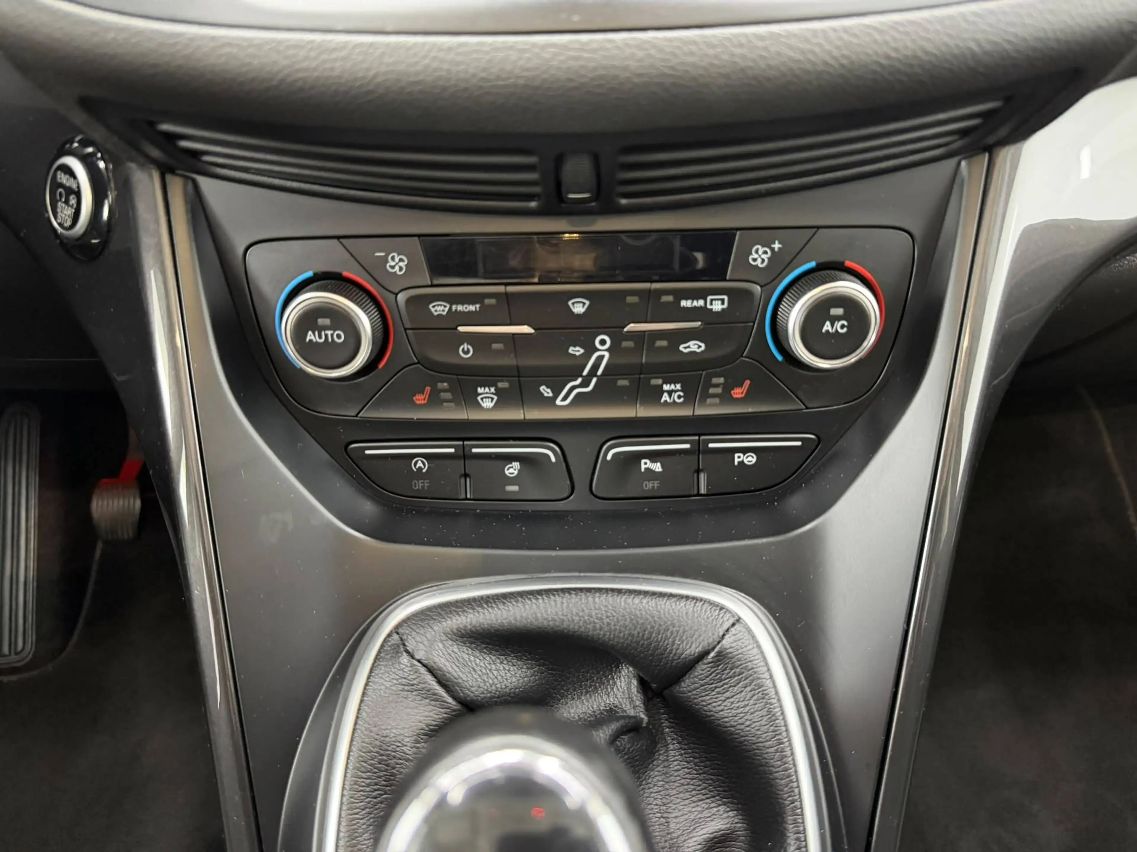 Ford Grand C-Max Titanium *7 Sitzer*Navi*AHK* — photo 13