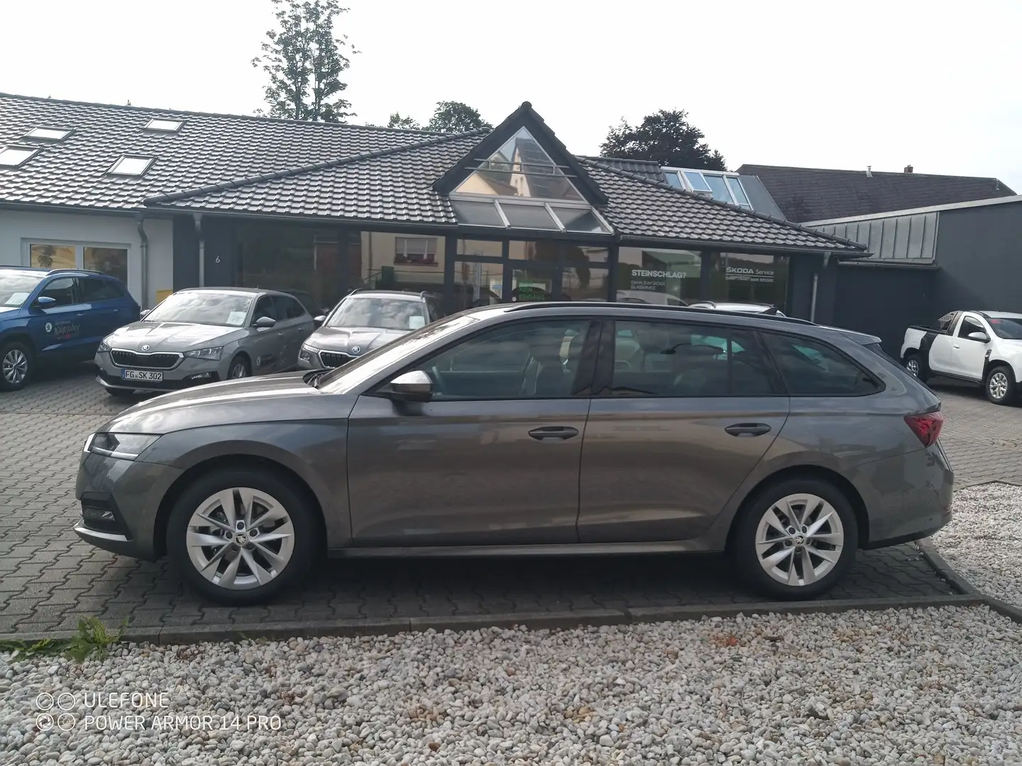 Skoda Octavia Combi 1.5 TSI mHEV DSG Selection+Gar. 3J/60.000 km Grau - 2