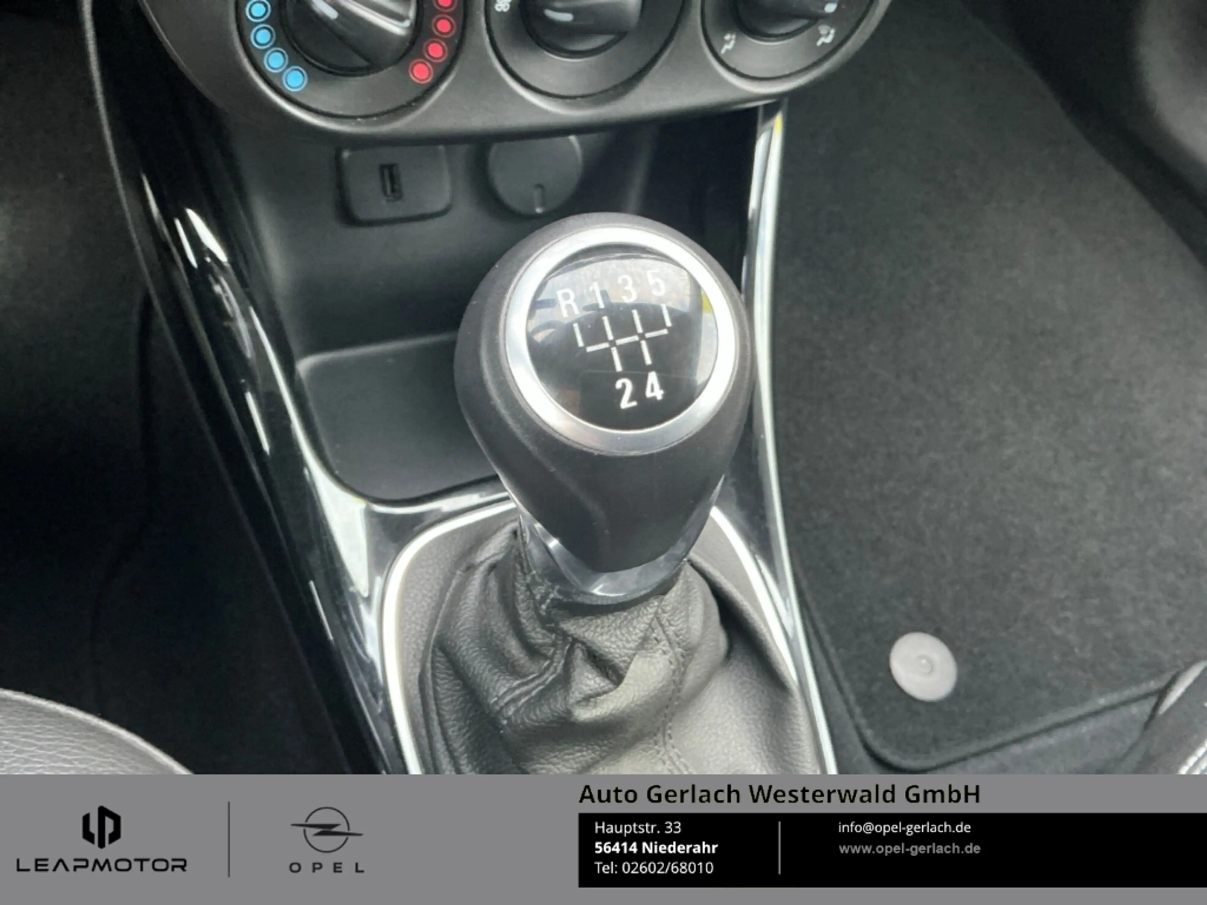 Opel Adam Open Air 120 Jahre ecoFlex Faltdach Apple CarPlay — photo 8