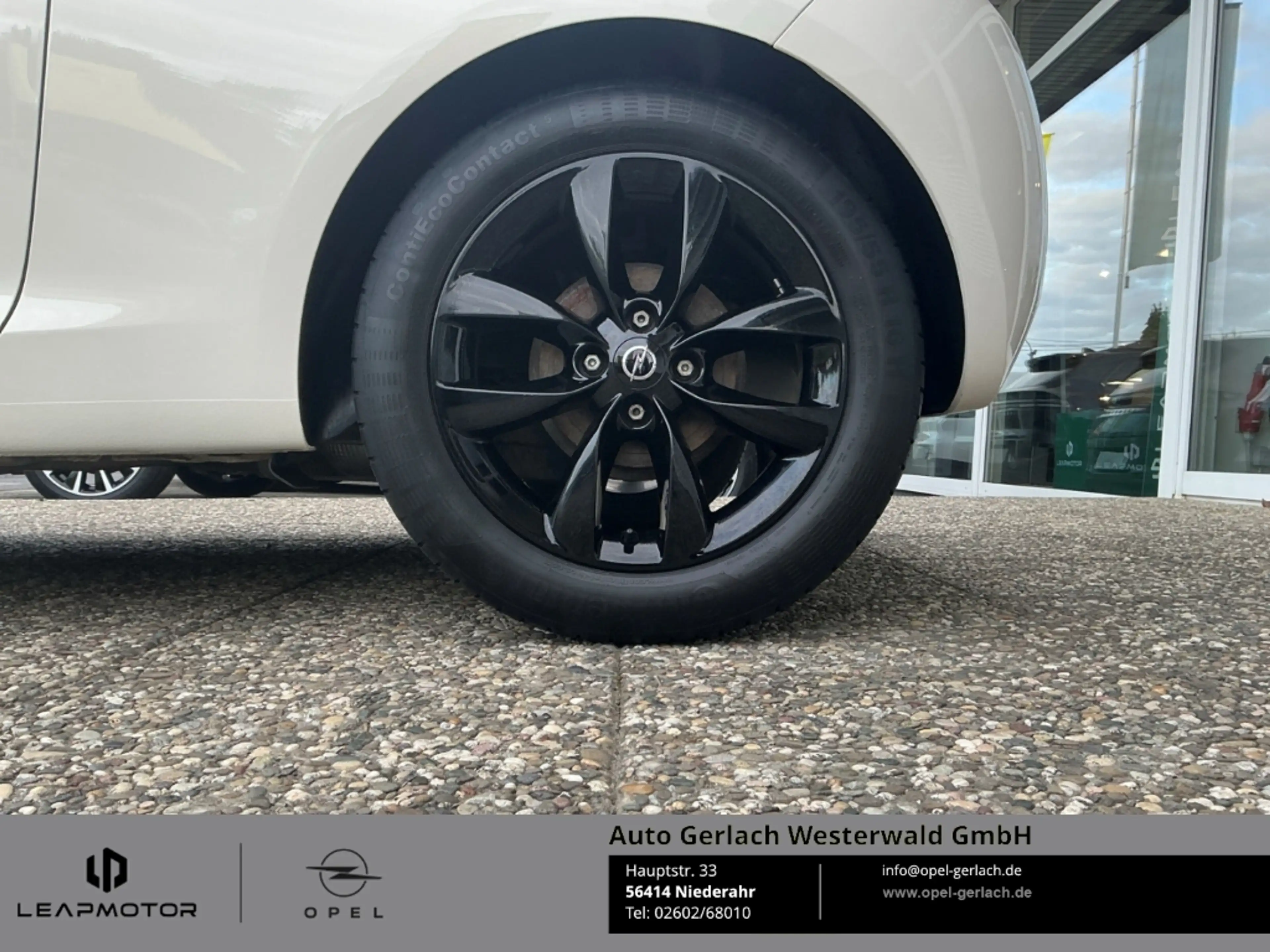 Opel Adam Open Air 120 Jahre ecoFlex Faltdach Apple CarPlay — photo 14