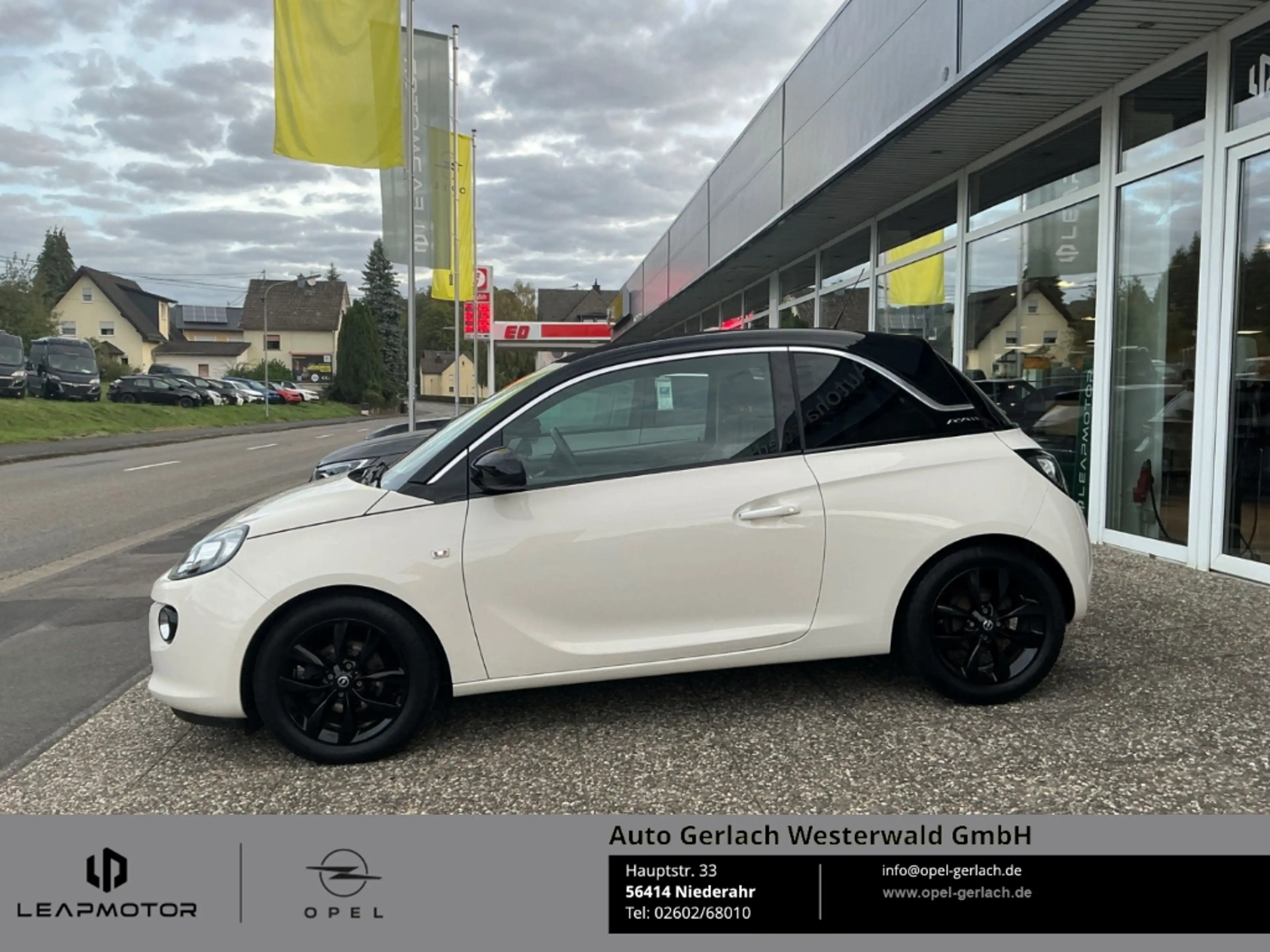 Opel Adam Open Air 120 Jahre ecoFlex Faltdach Apple CarPlay — photo 4