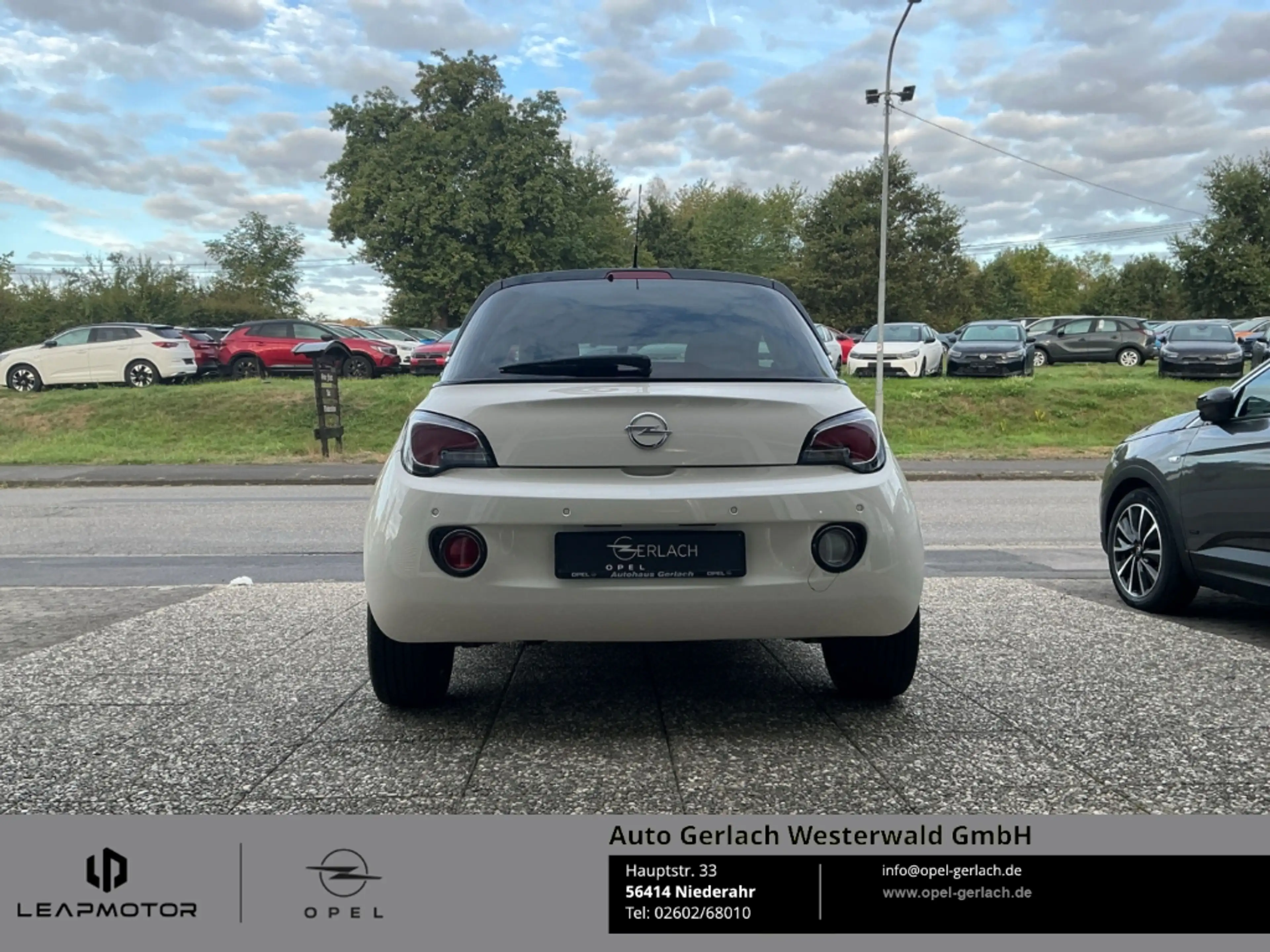 Opel Adam Open Air 120 Jahre ecoFlex Faltdach Apple CarPlay — photo 12