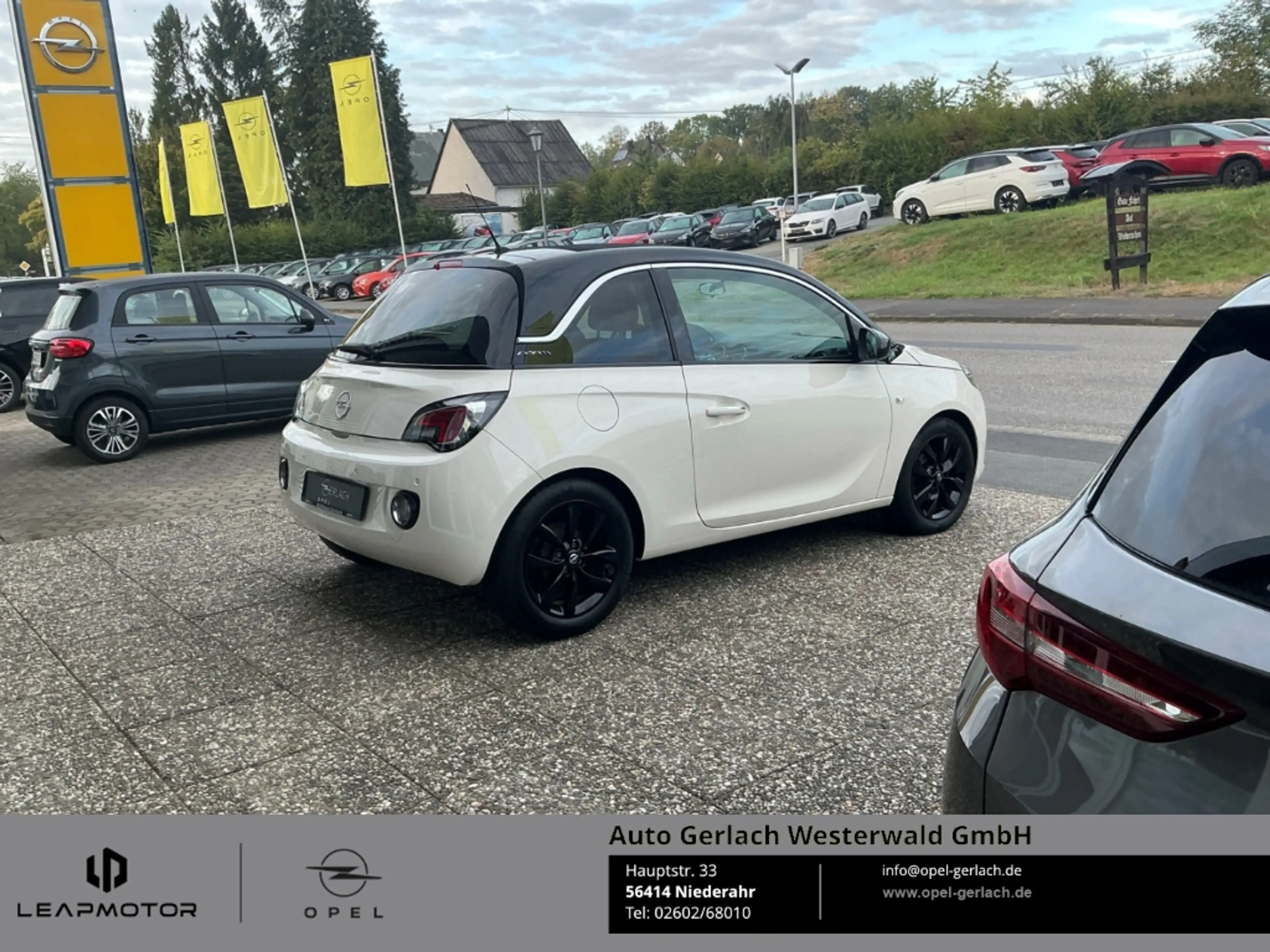 Opel Adam Open Air 120 Jahre ecoFlex Faltdach Apple CarPlay — photo 13