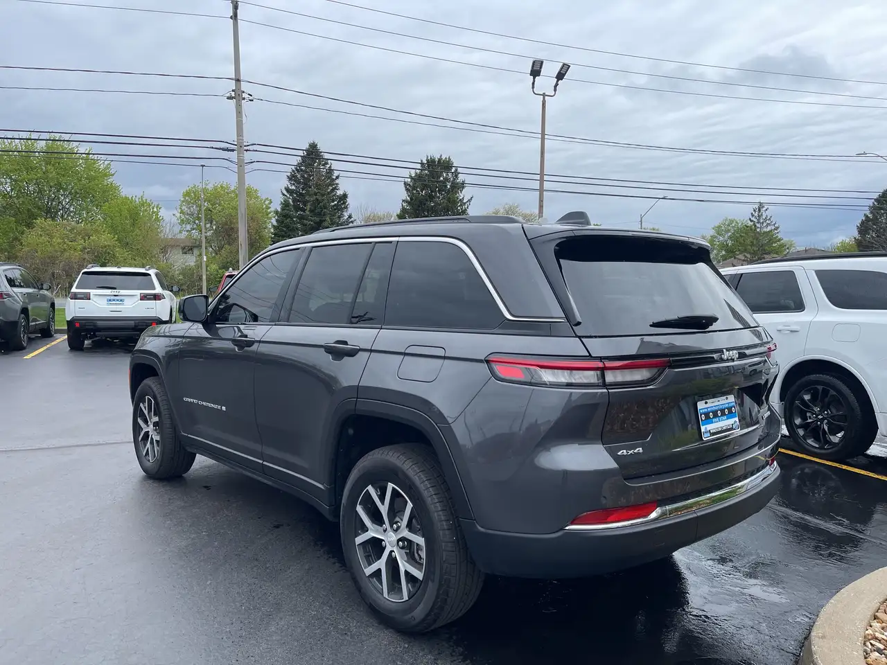 Jeep Grand Cherokee снимка Jeep Grand Cherokee