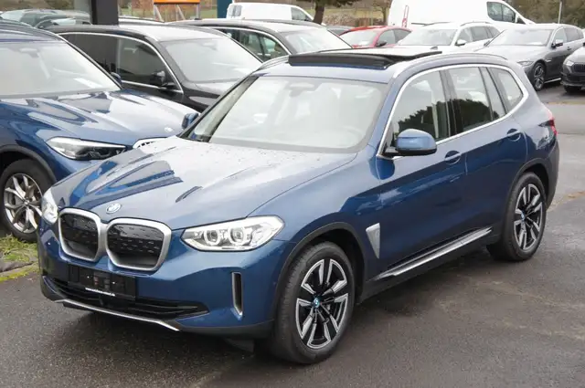 BMW iX3 Inspiring *AHK*ACC*PANO*KAM*MEMORY*LIVE*