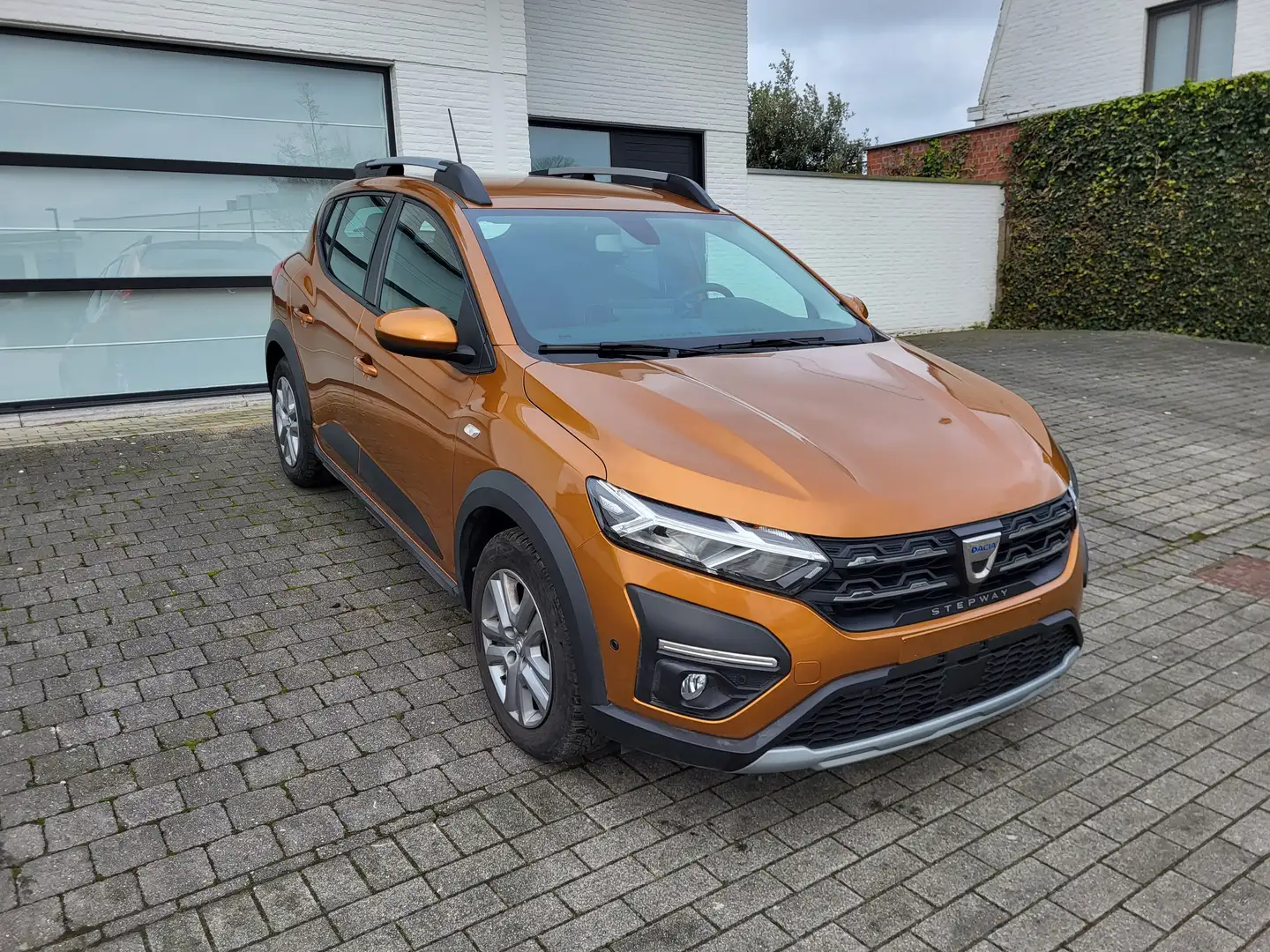Dacia Sandero Stepway 1.0i NAVI CAMERA LED APP SPORT INTERIEUR Brons - 2