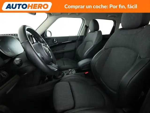 Mini Cooper Se view 11