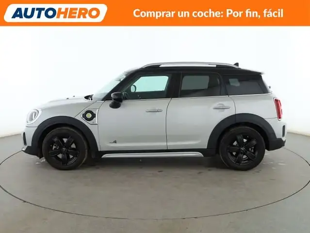 Mini Cooper Se view 3