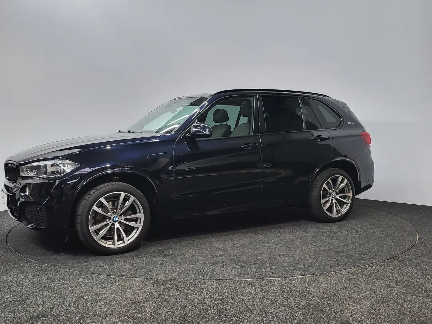 BMW X5 xDrive40e~M-Pack~HUD~Adaptive Led~Pano~TopDeal Negro - 1