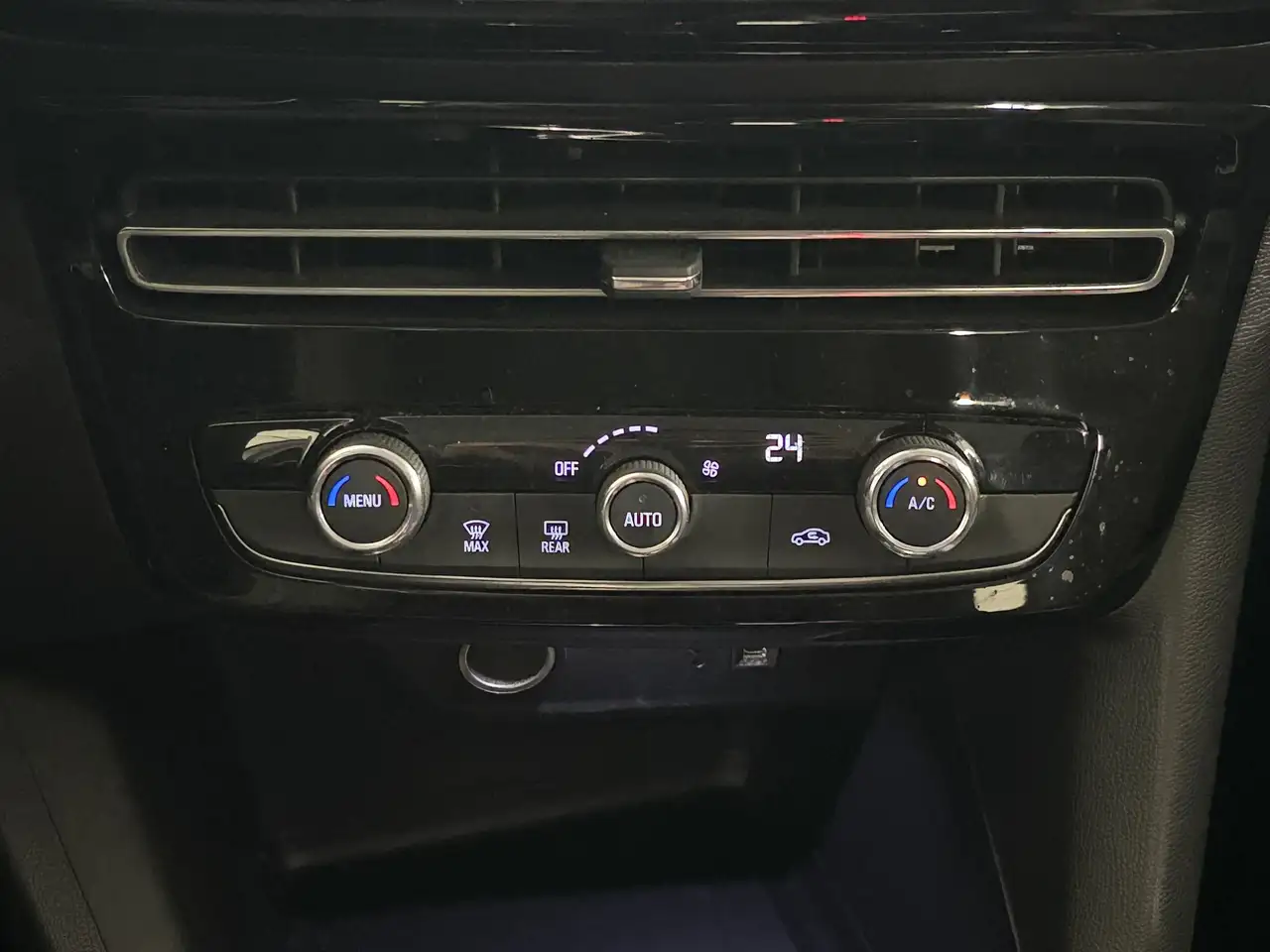 Opel Mokka 50kWh EV Edition, миниатюра 17
