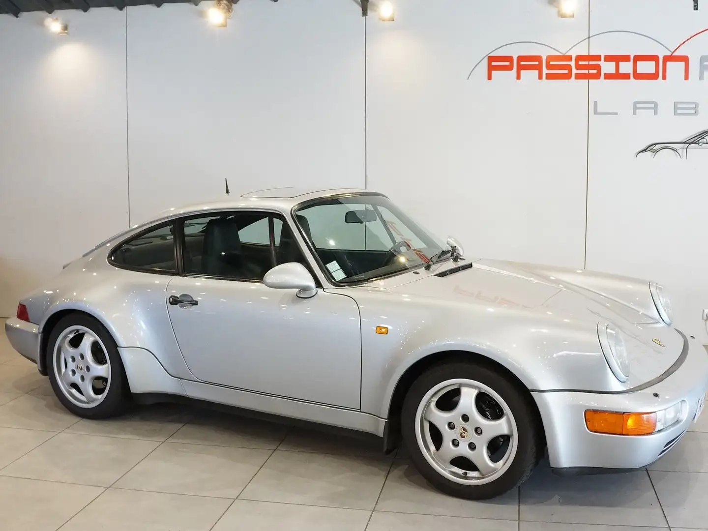 Porsche 911 964 Jubilé Anniversaire, 09-1993-68200km Gris - 2