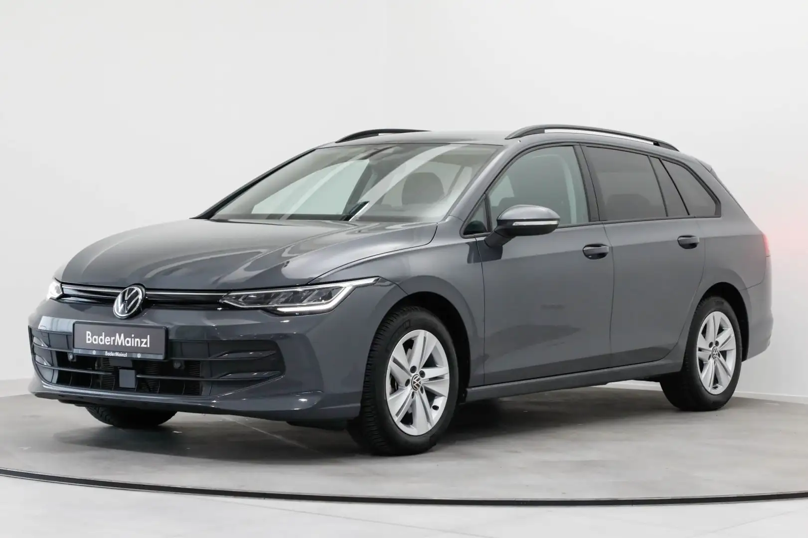 Volkswagen Golf Variant 1.5 eTSI DSG Life Kam. AHK HUD ACC Grau - 2