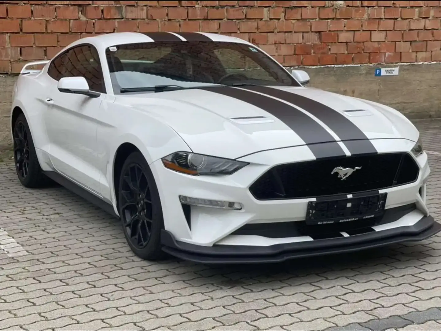 Ford Mustang 2,3 EcoBoost Aut. - 1