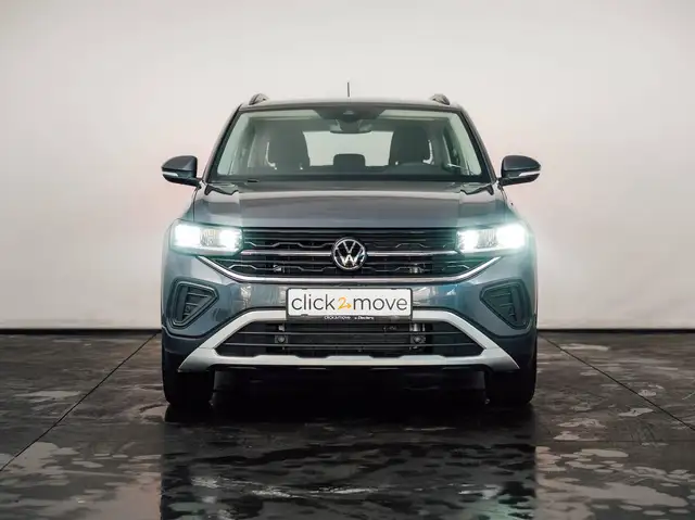 Volkswagen T-Cross view 4