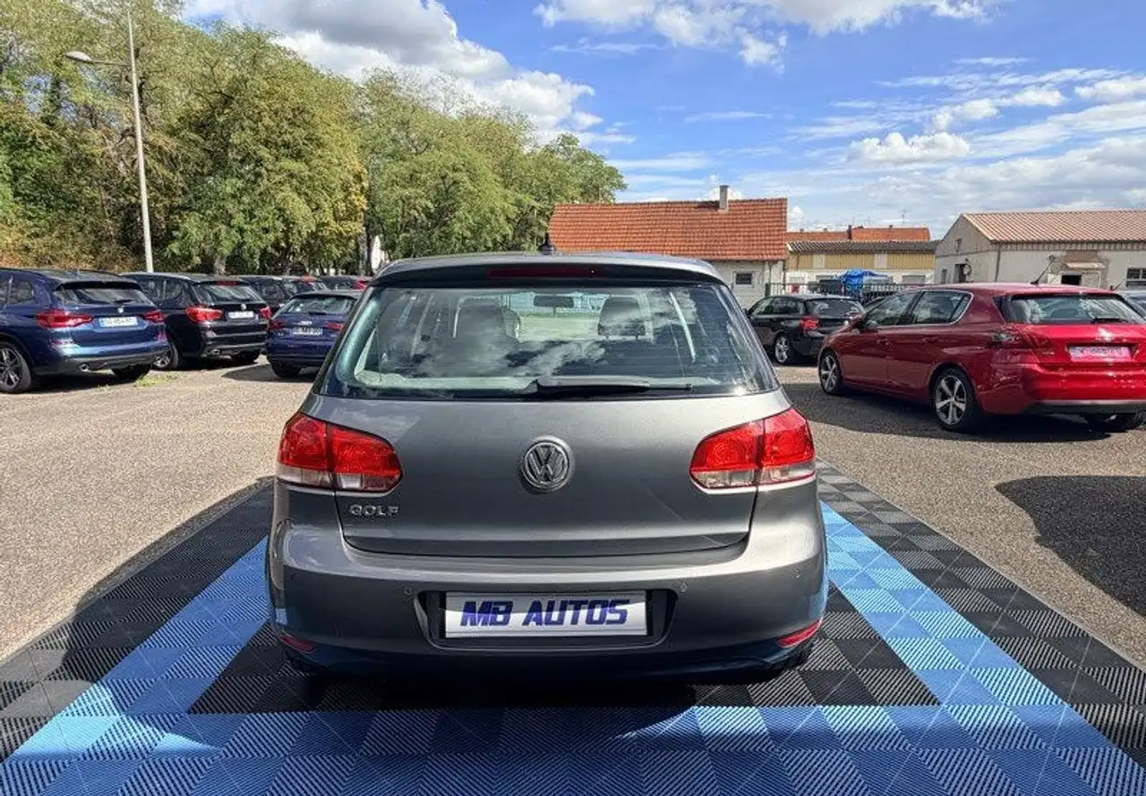 Volkswagen Golf Standard Model — photo 5
