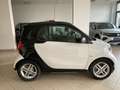 smart forTwo eq Passion 4,6kW Wit - thumbnail 4