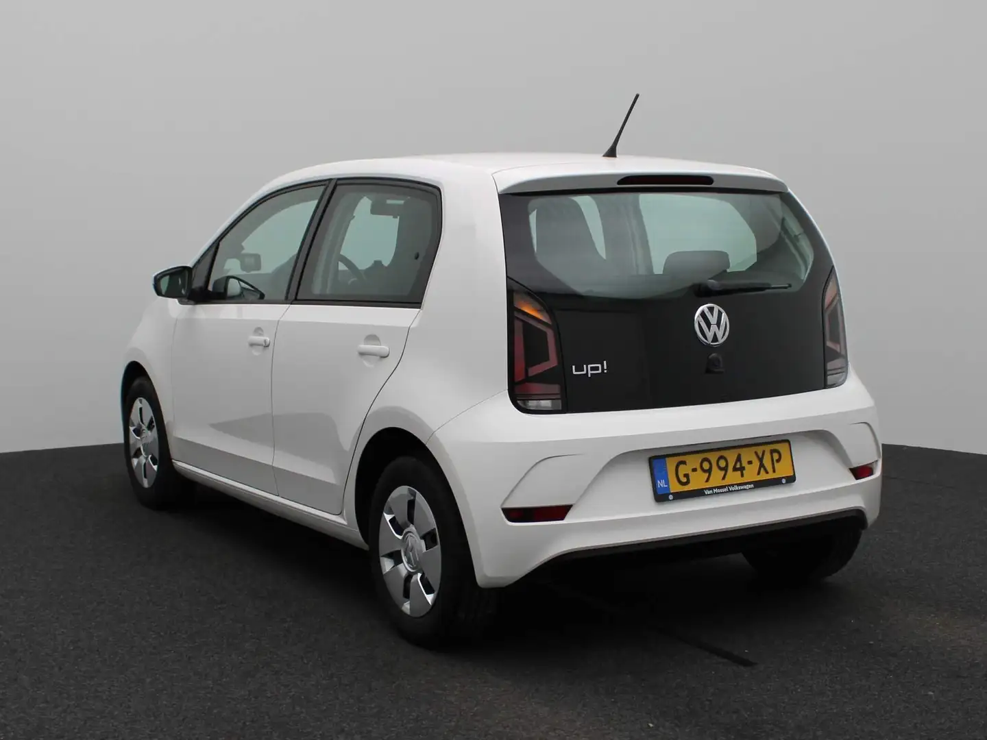 Volkswagen up! 1.0 BMT move up! 60 PK | Airco | Maps & More | DAB Wit - 2