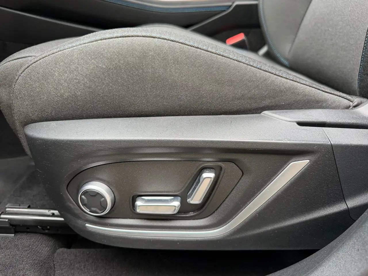 Lynk & Co 01 1.5 Pano 360 Memory Carplay Hybride Automaat, миниатюра 21