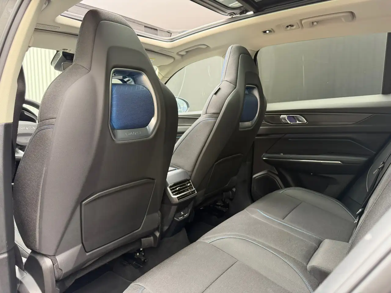 Lynk & Co 01 1.5 Pano 360 Memory Carplay Hybride Automaat, миниатюра 19