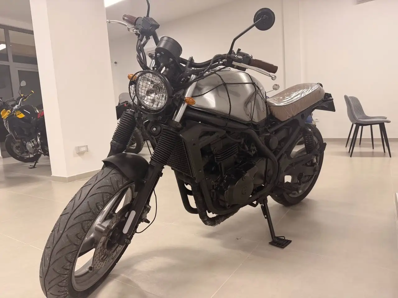 Kawasaki ER - 5