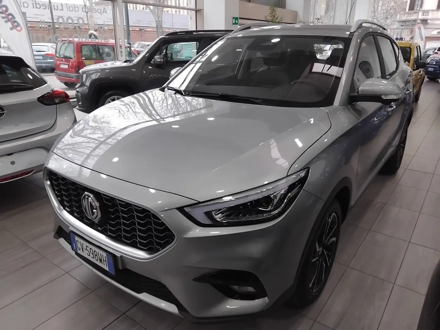 MG ZS Classic 1.5 Luxury Silber - 1