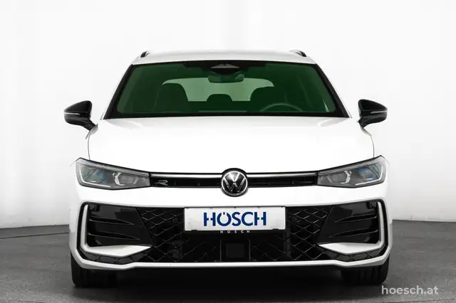 Volkswagen Passat view 2