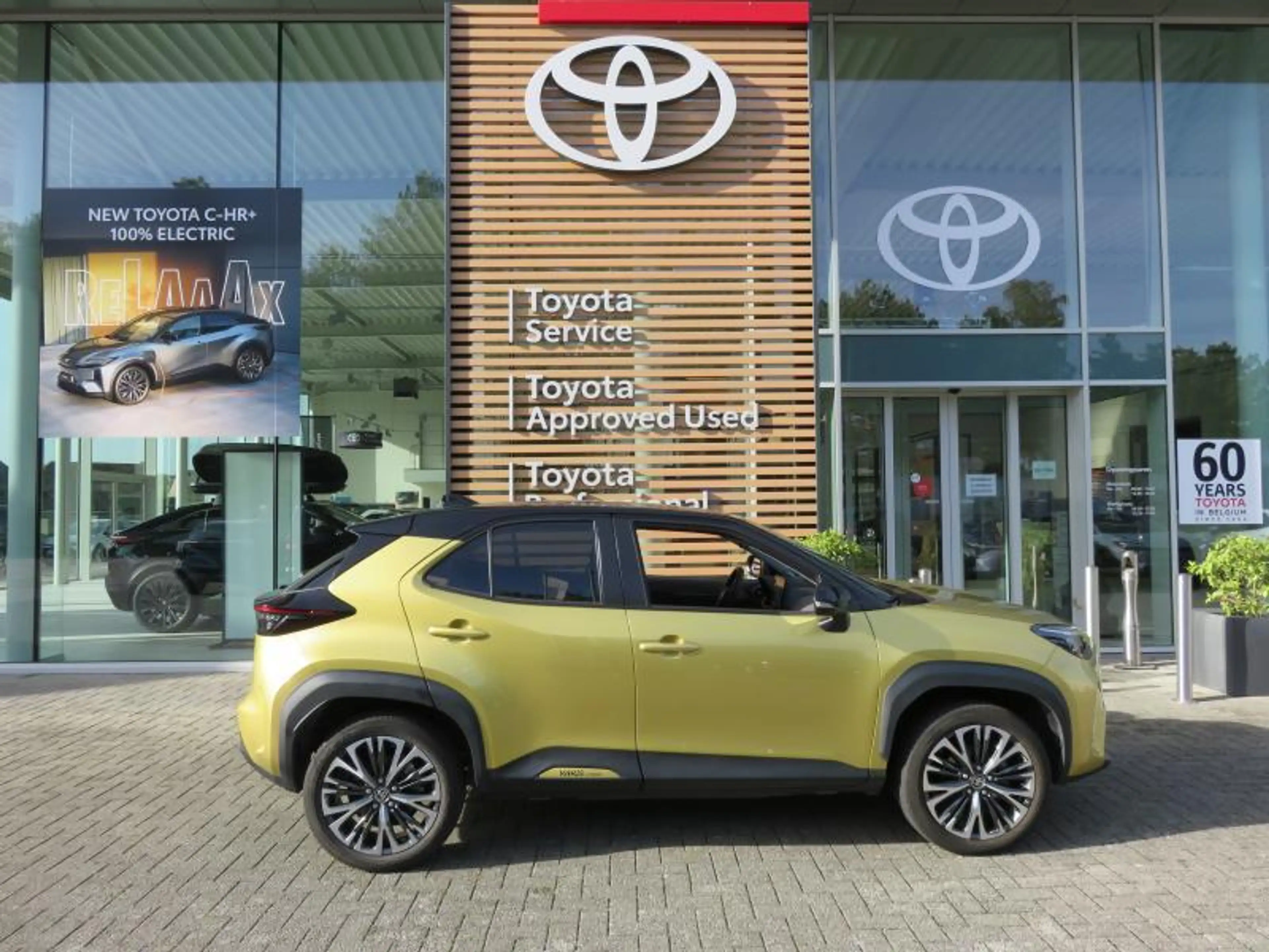 Toyota Yaris Cross 1.5 Hybr. Elegant Bi-Tone — photo 3
