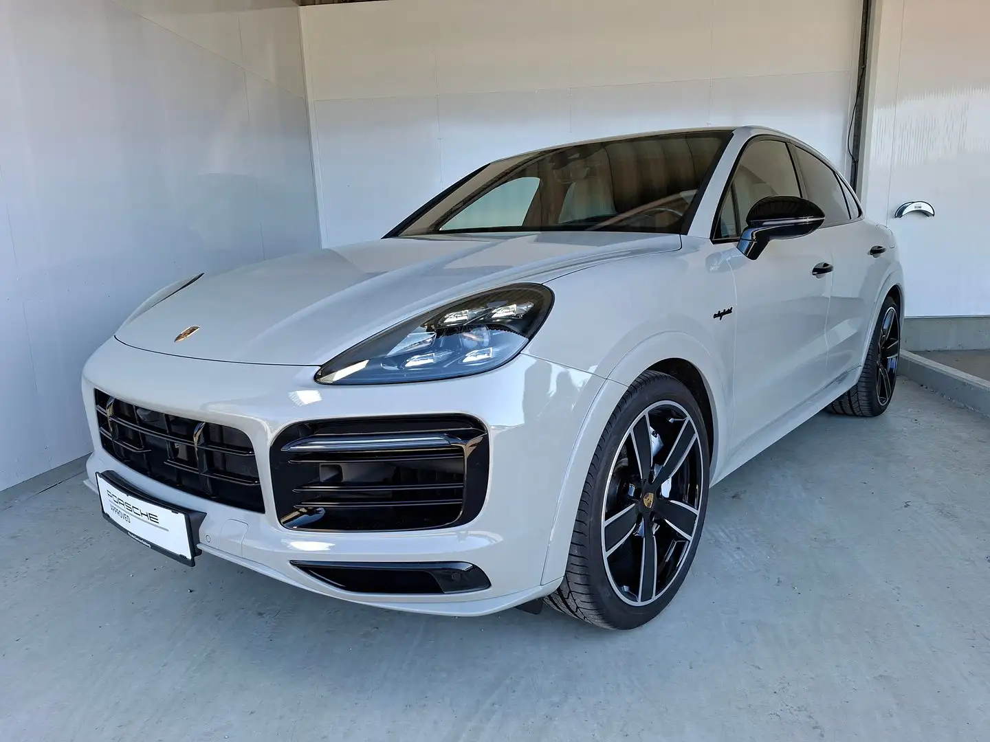 Porsche Cayenne E-Hybrid Coupé Grau - 1