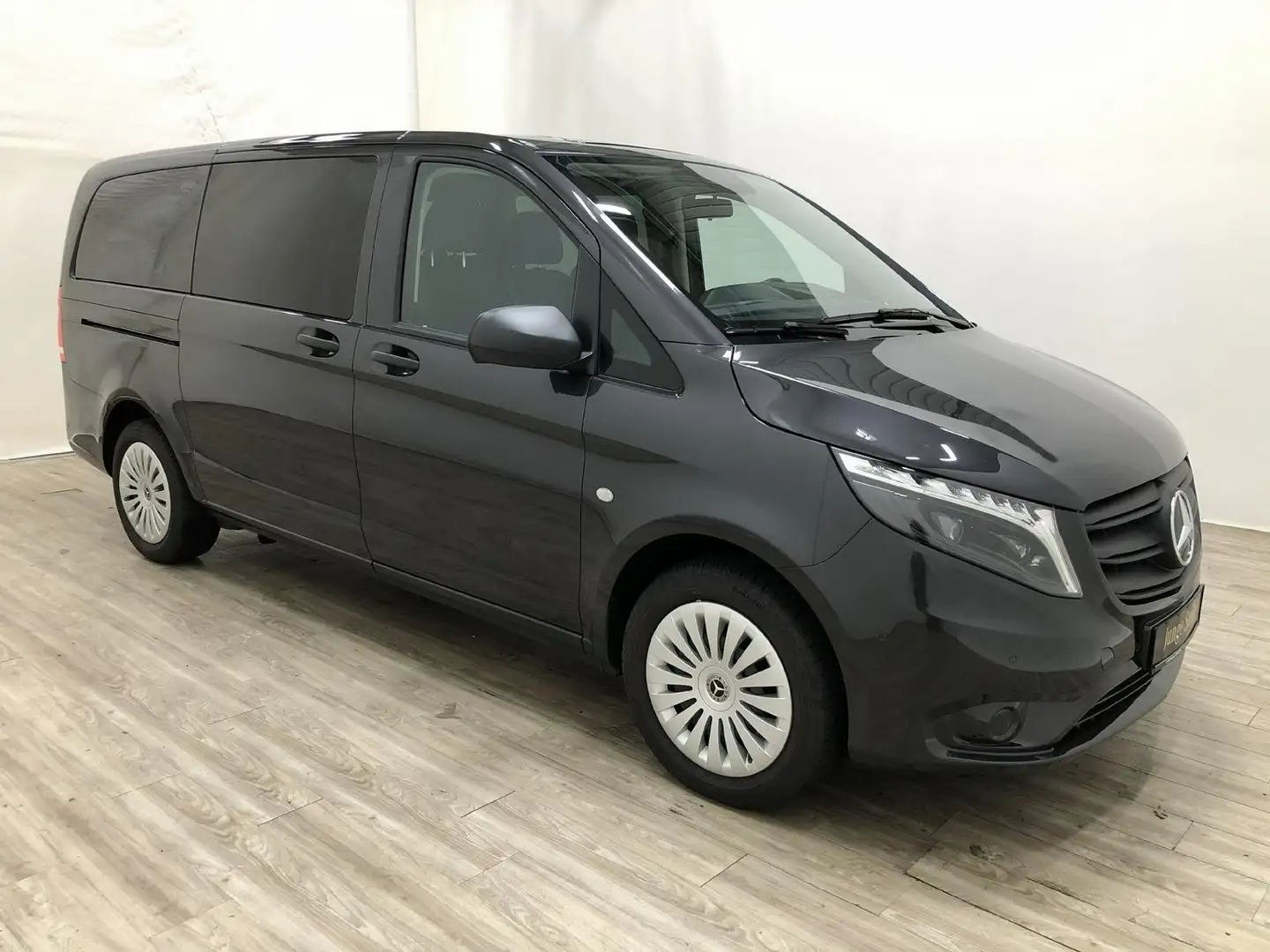 Mercedes-Benz Vito 114CDI Tourer Pro lang Navi*Standh*Kamera*9-Sitz Gris - 2