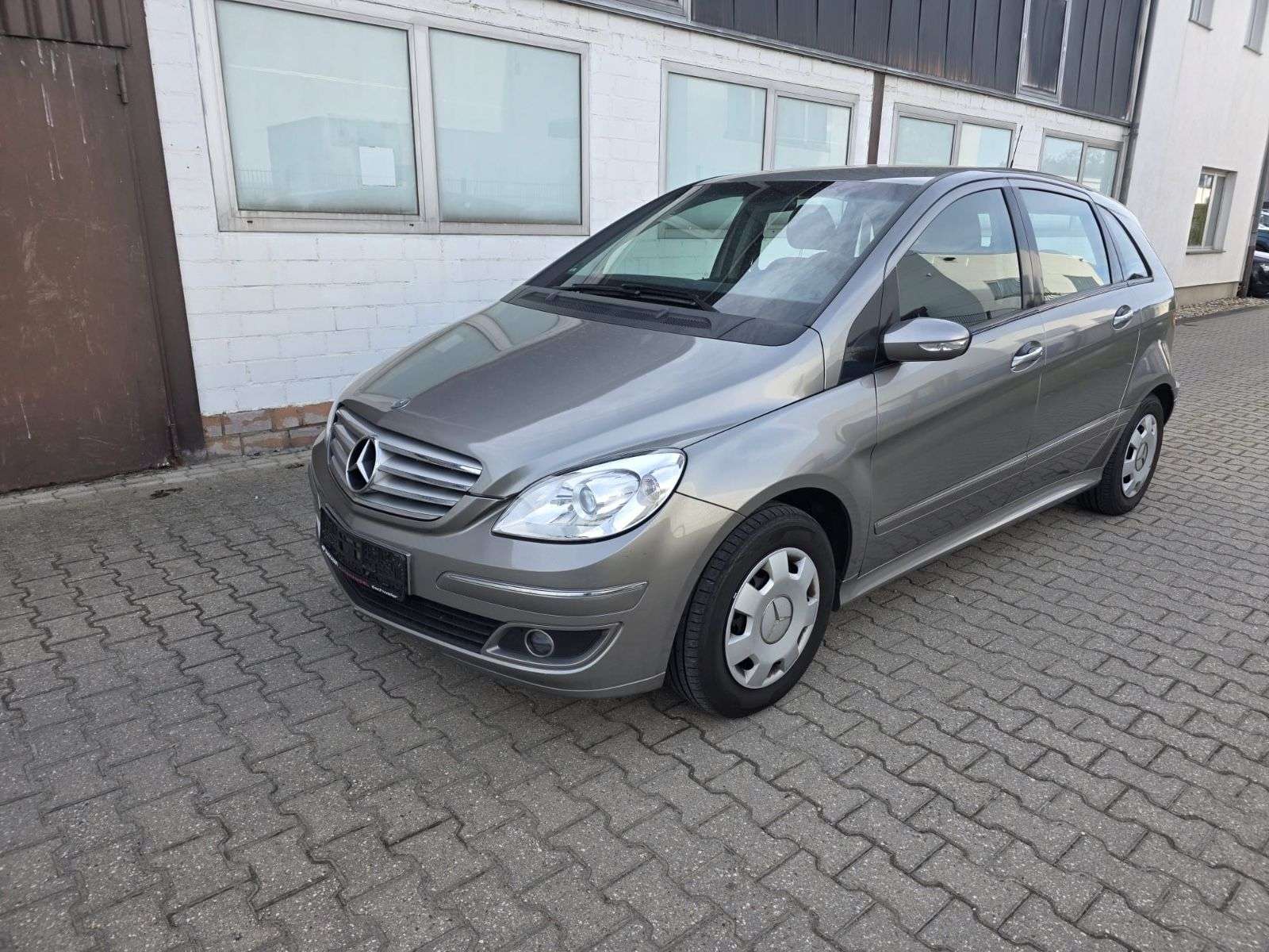 Second hand Mercedes Benz B-Class 150