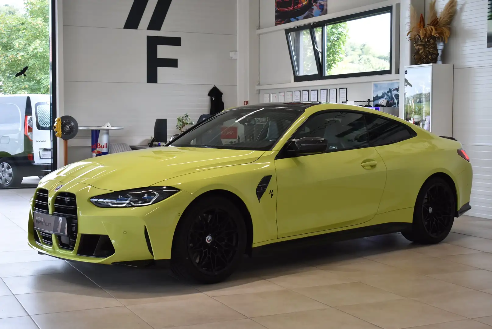 BMW M4 Competition //Carbon //Schalensitze Yellow - 2