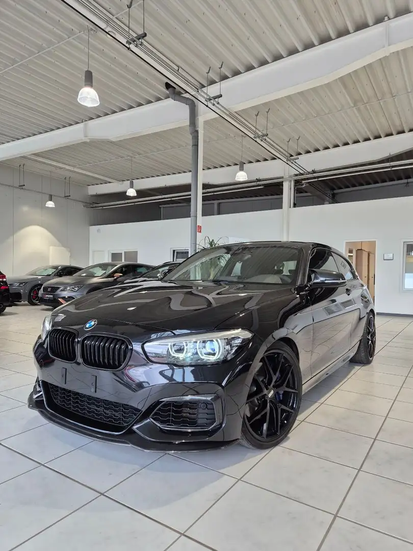BMW 140 M140 i Special Edition Černá - 1