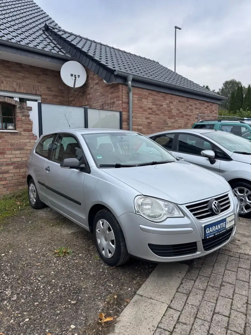 Volkswagen Polo IV Automatik TÜV/Zahnriemen Neu! Silber - 2