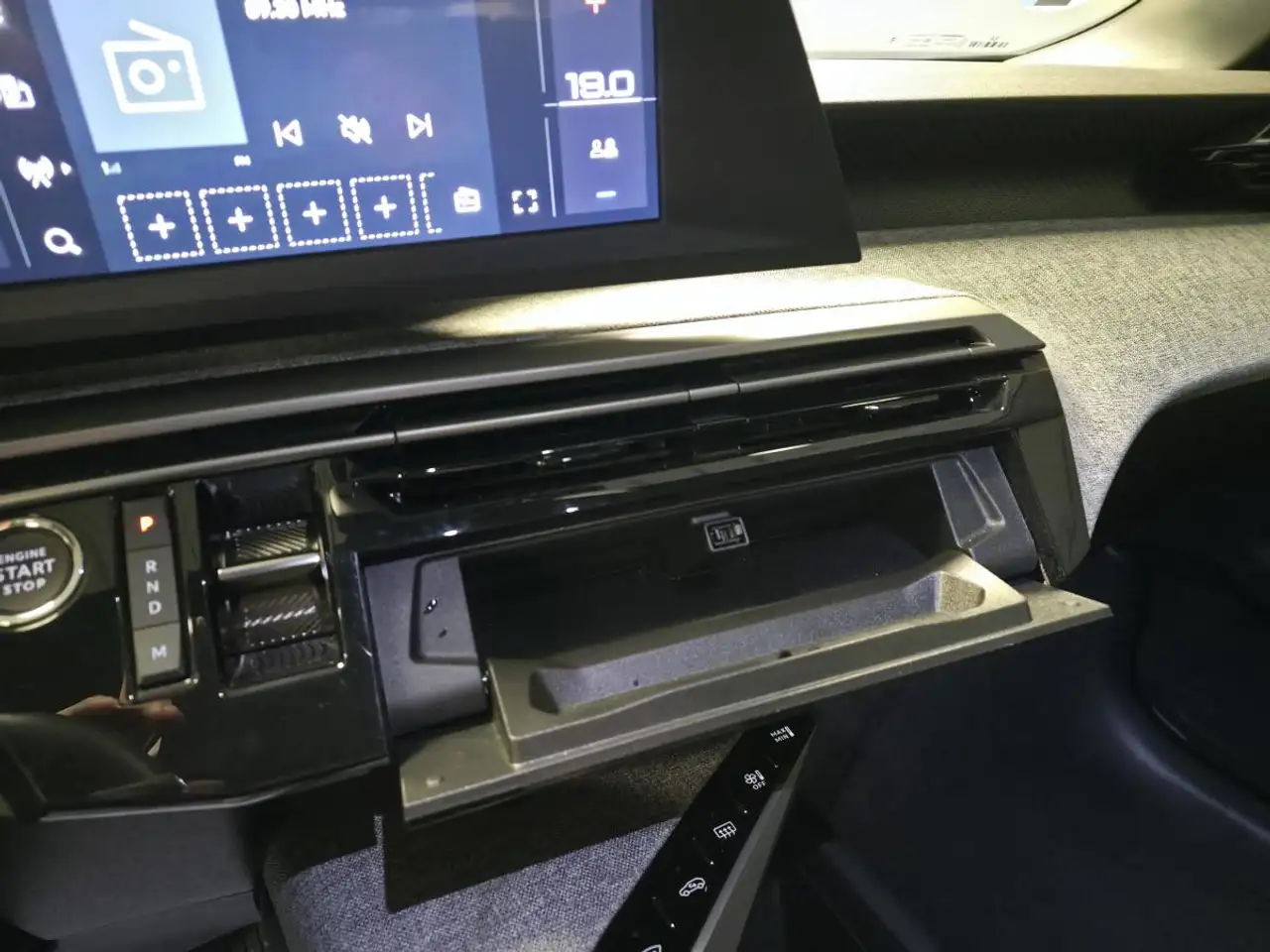 Peugeot 3008 3008 — photo 36