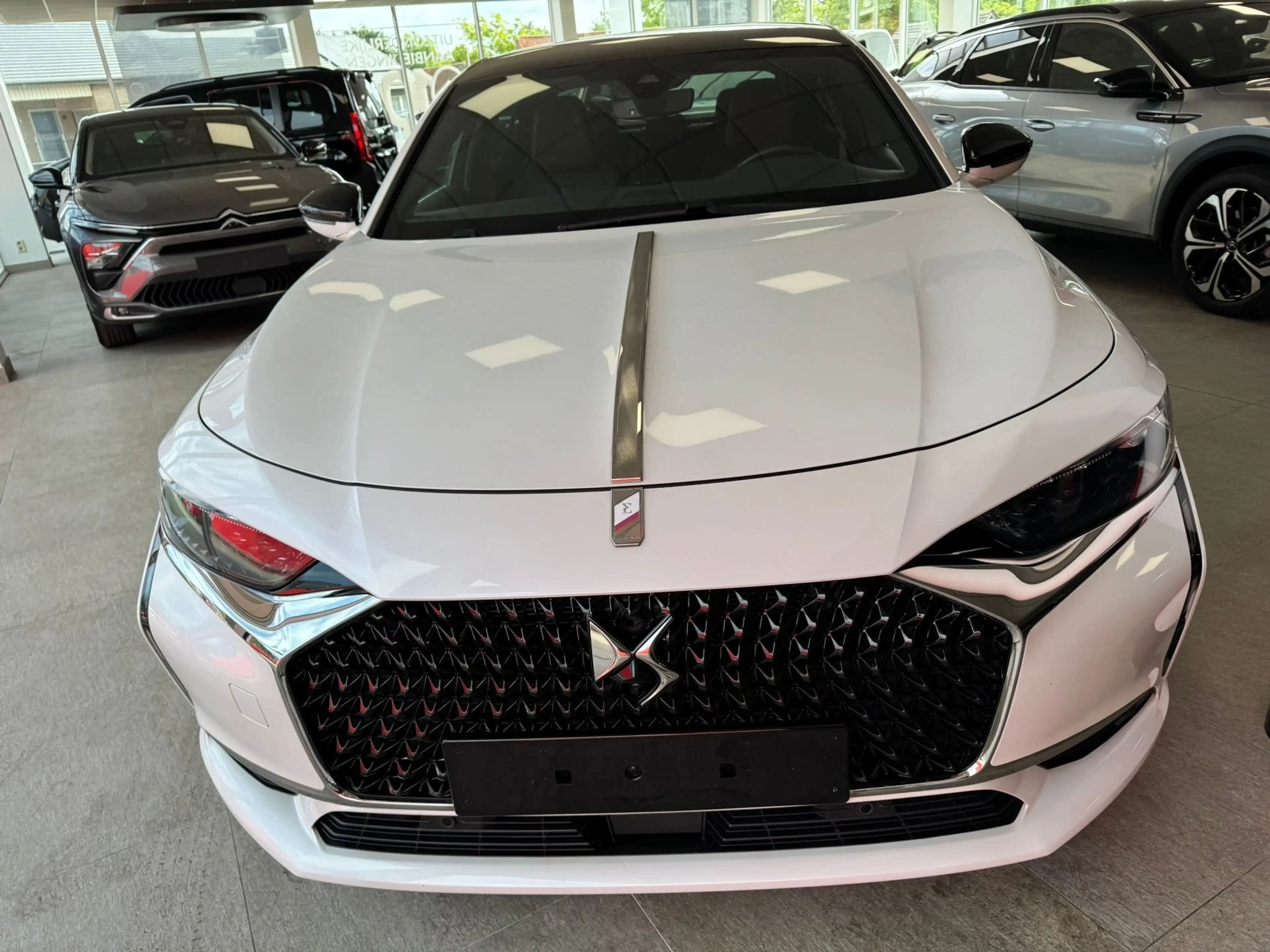 DS Automobiles DS 9 PHEV 1.6 E-TENSE 225 Rivoli + — photo 10