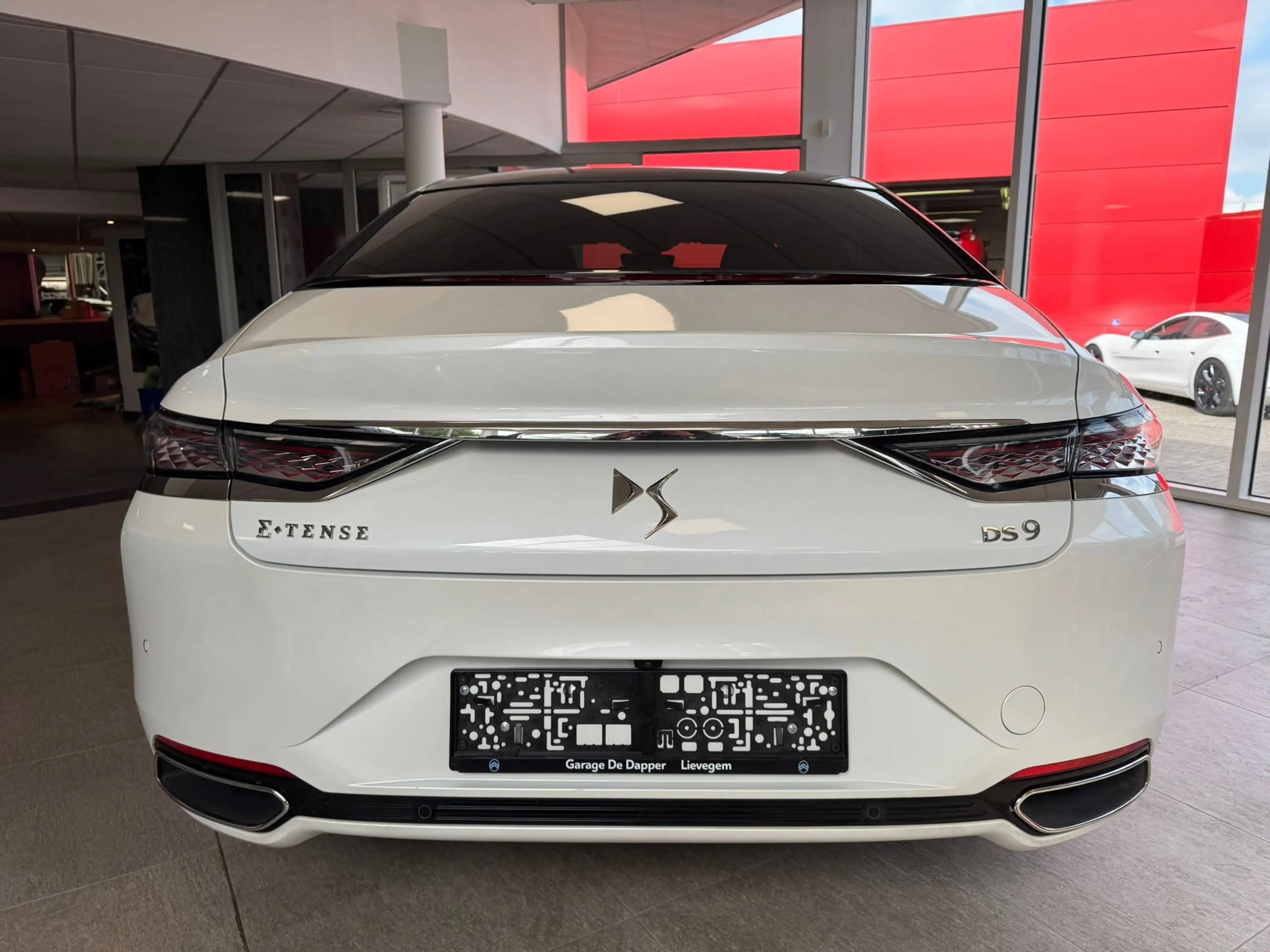 DS Automobiles DS 9 PHEV 1.6 E-TENSE 225 Rivoli + — photo 4