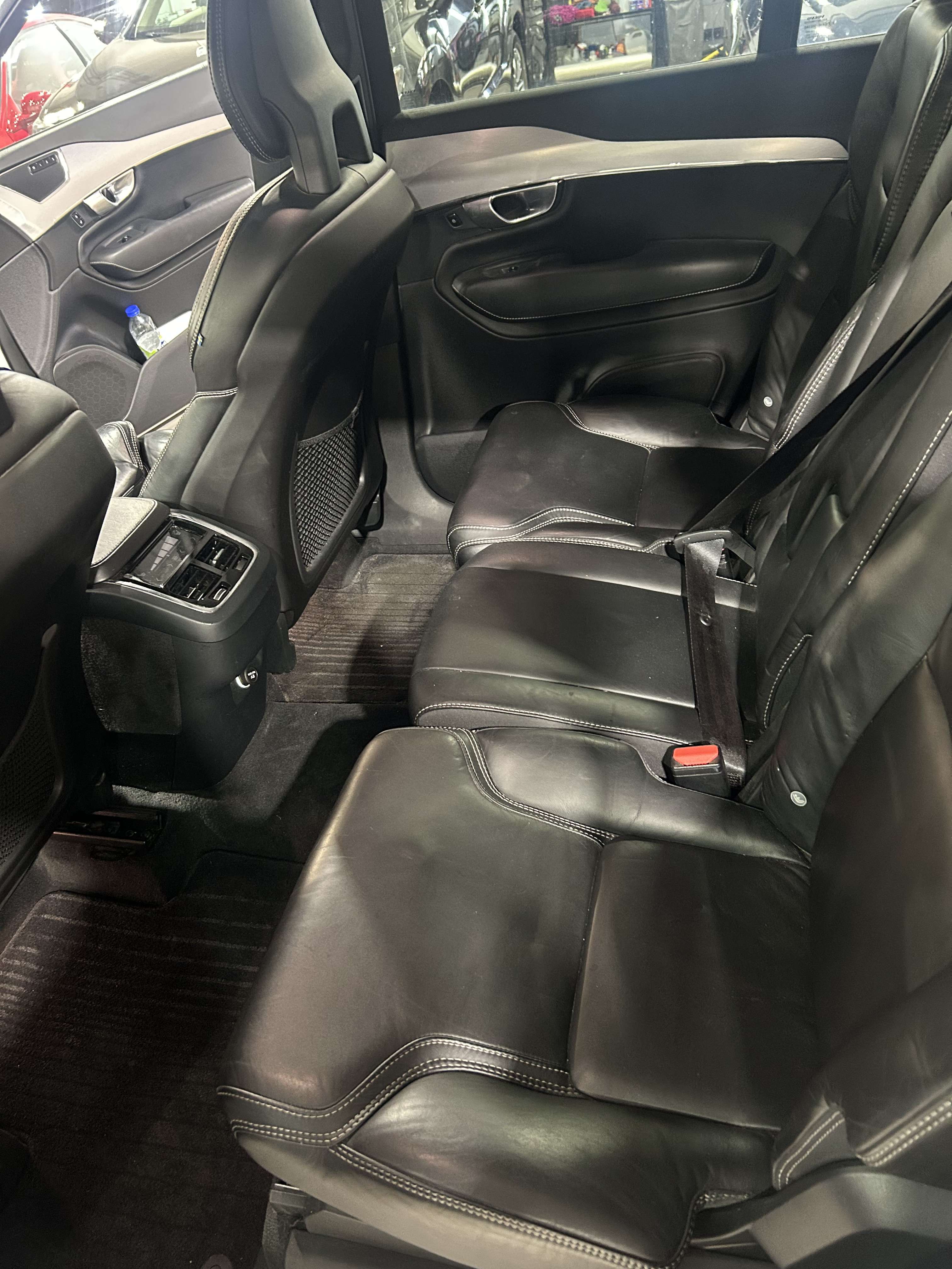 2017 Volvo XC90 Momentum thumb 6
