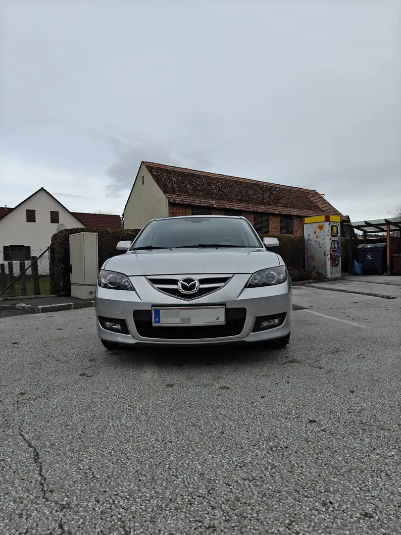 Mazda 3 1.6 Active Silber - 1